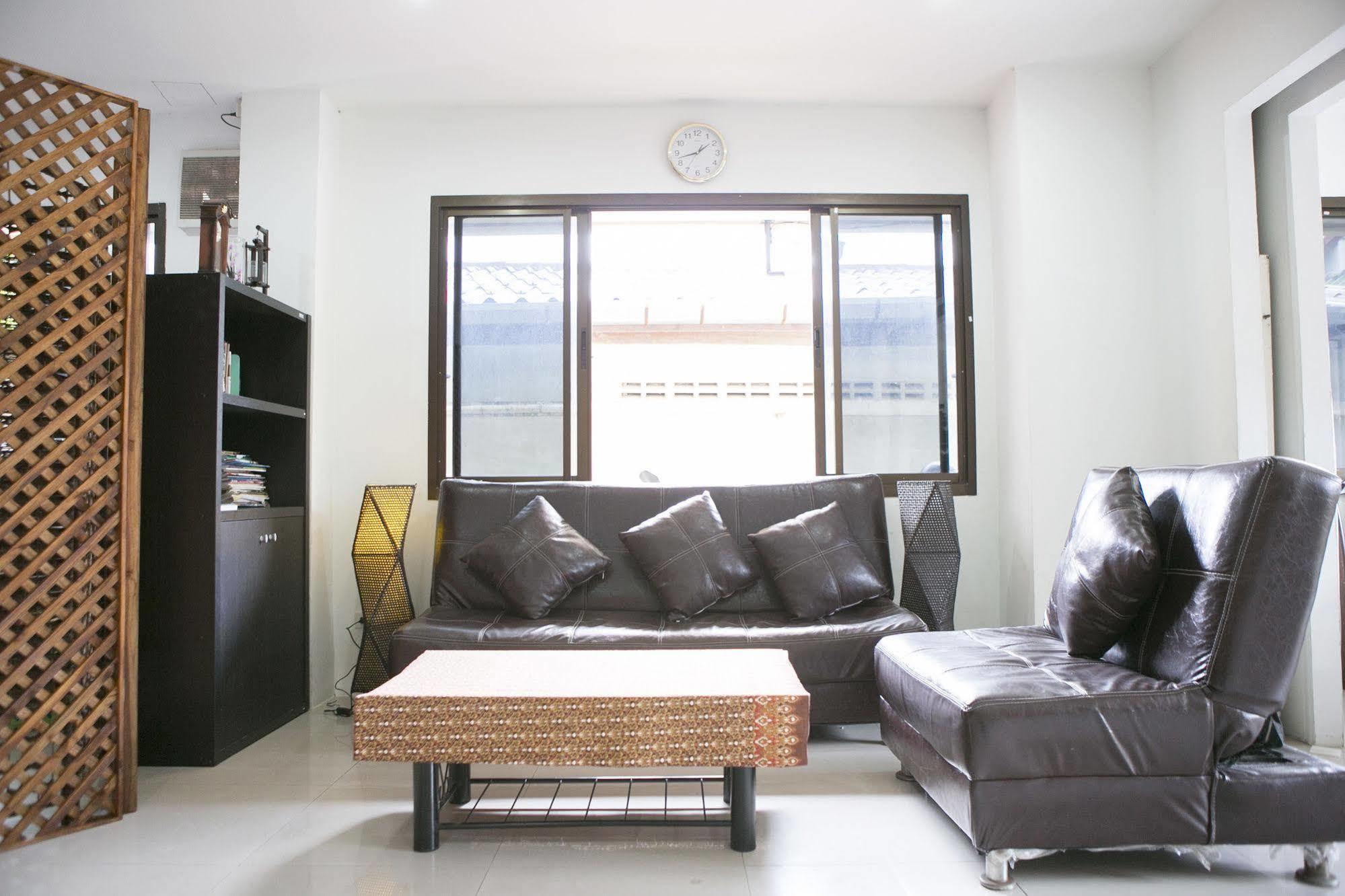 G&B Guesthouse Patong Exterior foto