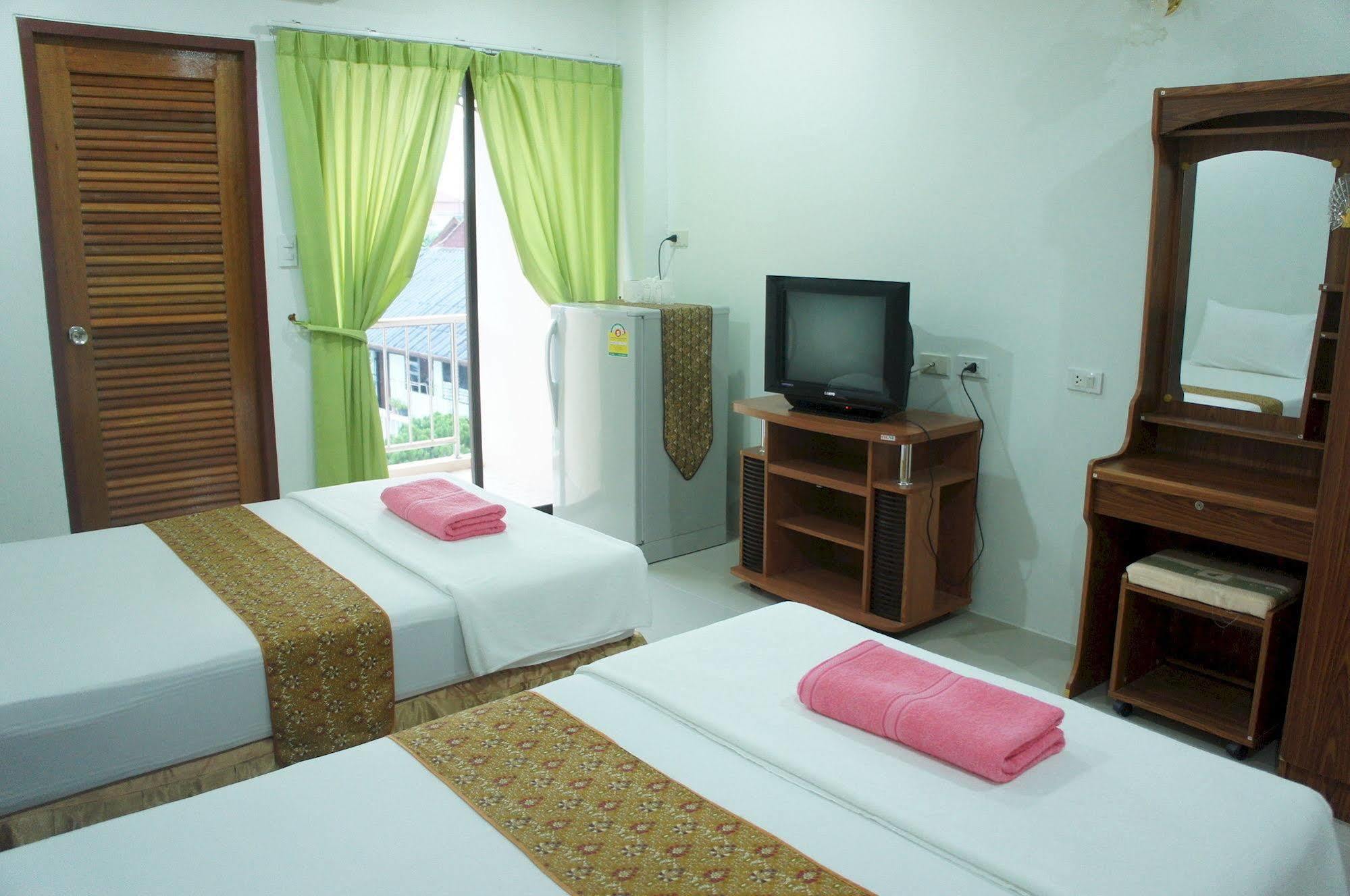 G&B Guesthouse Patong Exterior foto